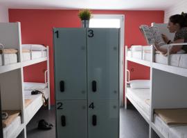 HelloBCN Youth Hostel Barcelona, hotel in Barcelona
