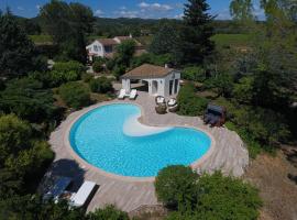 L' Esmerand, bed and breakfast en Cotignac