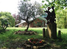 Hugoren Egoitza، مكان للإقامة في Zubialde