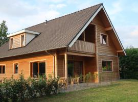 Familiehuis Klokkenweide, hotel u gradu Loon op Zand