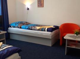 &Scaron;D Němcovej 1, Hostel in Ko&scaron;ice