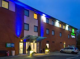 Holiday Inn Express Bedford, an IHG Hotel, hotel with parking in Bedford