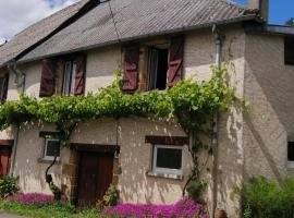 Maison familiale, günstiges Hotel in Voutezac