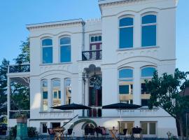 Stella Suites Boutique Hotel, hotelli kohteessa Goirle