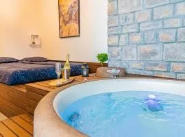 Jacuzzi - Flexible SelfCheckIns 20 - Zagreb - Luxury - Garage - Smart - Brand New - Apartments Repinc