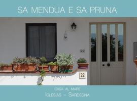 SA MENDUA E SA PRUNA casa al mare, hotel v destinaci Iglesias