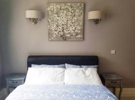 Elegantly Restored Suite in Historic Limerick, holiday rental in Limerick