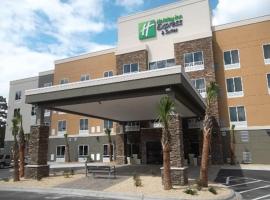Holiday Inn Express & Suites Southport - Oak Island Area by IHG, hotel v destinaci Oak Island