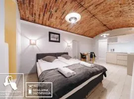 M1 Main Square Studio