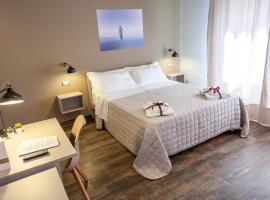 Five Rooms Brolo, hotel in zona Brolo - Ficarra Stazione, Brolo