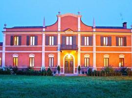 Villa Contessa Massari Ferrara, hotel com estacionamento em Ferrara