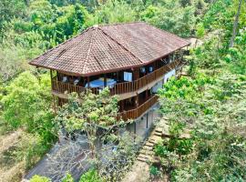 Wanakaset Forest Glamping, glamping site in Kitulgala