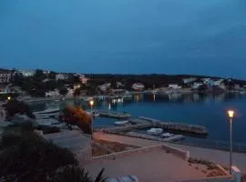 Apartment Dora 1 Jakišnica