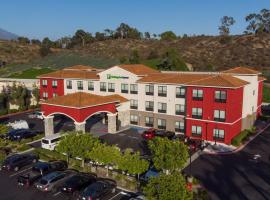 Holiday Inn Express & Suites - Lake Forest, an IHG Hotel, hotel in Lake Forest