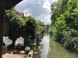 BRU-LAGOON Guesthouse