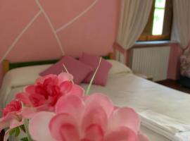 Residence il Varco del Pollino, hotel v destinaci Mezzana