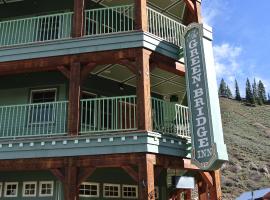 The Green Bridge Inn, hotel v destinaci Red Cliff