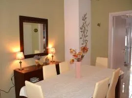 Moudania's cozy apartment