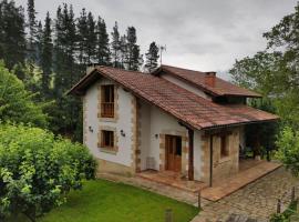 Casa el Viñadal, cabin in Arguebanes