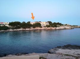 Bel appartement avec terrasse - Plage de Carro à pied, familiehotell i Martigues