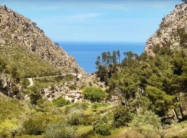 Finca Ses Fontanelles, guest house in Andratx