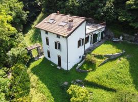 Villa Caterina, holiday home in Perledo