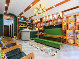 Edinburgh Hostel, holiday rental in Zhangjiajie