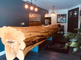 THE ASHWOOD INN, hotel i Bayfield