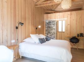 Centre Cap-ferret, les chambres du phare, bassin, B&B in Cap-Ferret