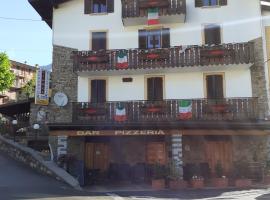 Albergo Pizzeria Ristorante Al Ponte – hotel w mieście San Colombano