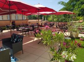 Hôtel restaurant Les Kakis, hotel v destinaci Barbotan-les-Thermes