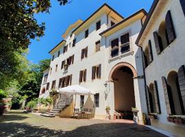 Villa Flangini, hotel v destinaci Asolo