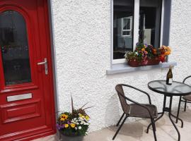 The Apartment @Ardhill House, hotel em Ardara