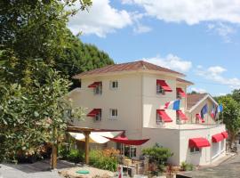 H&ocirc;tel du Lac d'Arjuzanx, hotel a 3 stelle ad Arjuzanx