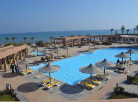 Vai by Romance Hotel & Aqua Park, hotell i Ain Sokhna