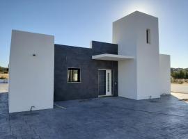 LUXURY VILLA DOÑA BELLA, hotel en Ayamonte