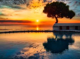 San Marino Suites by Calm Collection, hotel v destinácii Fira