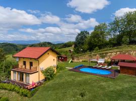 Gorgeous Home In Bobovec Rozganski With Sauna – obiekty na wynajem sezonowy w mieście Radakovo