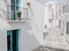 Casa Calle Real 87, villa in Frigiliana