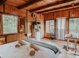 DURMIENDO ENTRE ARBOLES, Bonita cabaña en La Rioja, cabin nghỉ dưỡng ở Anguciana