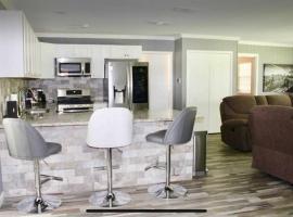CYC Lounge with Guest House – pensjonat w mieście San Antonio