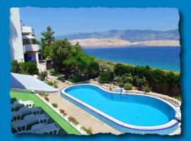 Family Apartments K&M, hotel v destinaci Pag