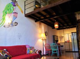The Old Joyce Factory Loft Apartment, apartment in Fremantle