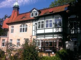 Ferienwohnung Villa am Schloßberg: Bad Berka şehrinde bir otel