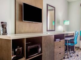 La Quinta Inn & Suites by Wyndham Northlake Ft. Worth: Northlake, Texas Motor Speedway yakınında bir otel