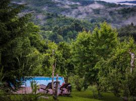 Guest House Lagotto's Peak, počitniška nastanitev v mestu Radatovići