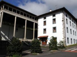 Albergue Ambiental de Beizama, hostel in Beizama