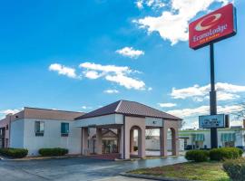 Econo Lodge & Suites Clarksville, motel in Clarksville