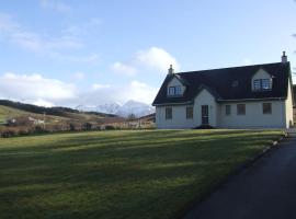 Trien Lodge, holiday rental in Carbost
