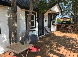 The Coastal Cabins in New Brunswick, hotel near Confederation Bridge, Cape Tormentine